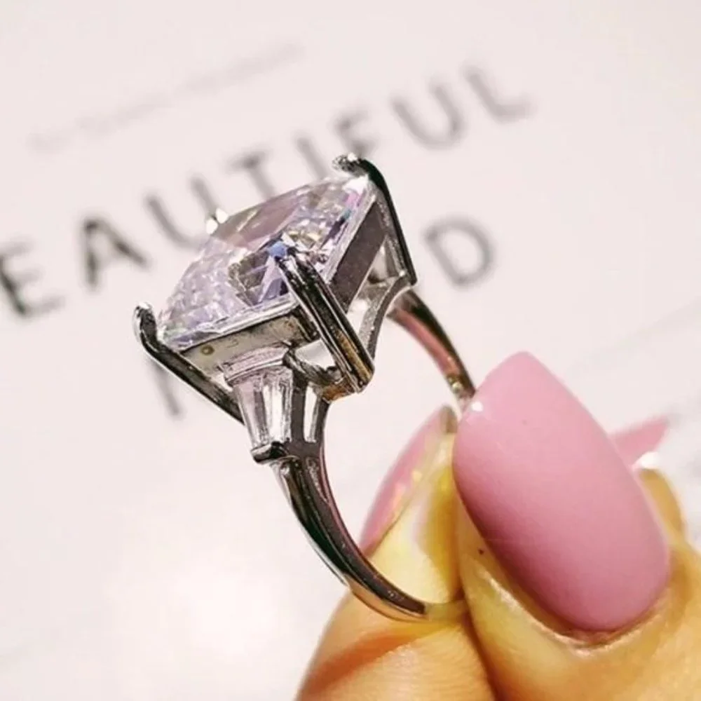 NEW Huge 9.5 Carat Asscher Diamond Wedding Ring - Picture 5 of 6